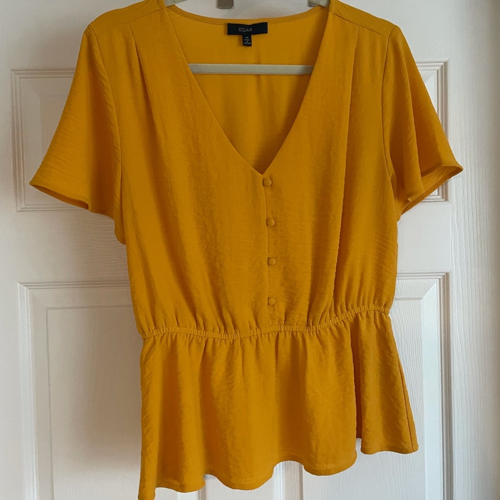 Yellow short sleeve blouse